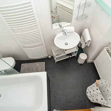 Spacious Two-bedroom In Old Town * Prague
