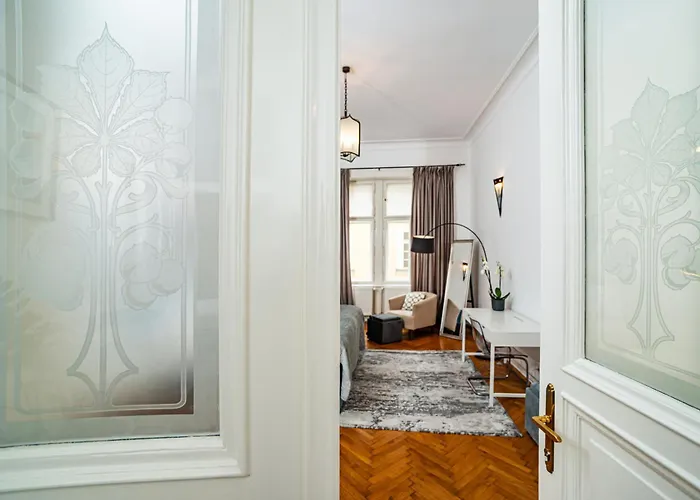 Apartament Spacious Two-bedroom In Old Town