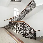 Spacious Two-bedroom In Old Town