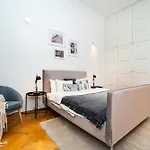 Spacious Two-bedroom In Old Town * Prága