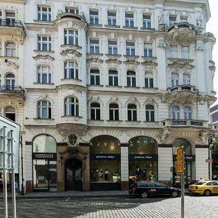 Apartament Spacious Two-bedroom In Old Town
