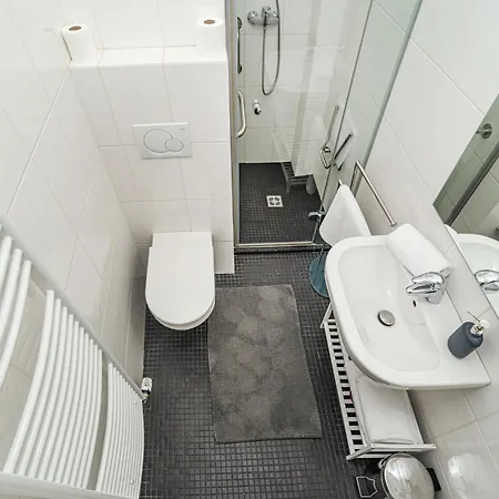 Spacious Two-bedroom In Old Town Appartamento Praga