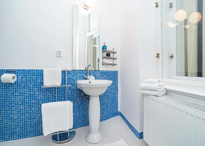 Spacious Two-bedroom In Old Town * Prag